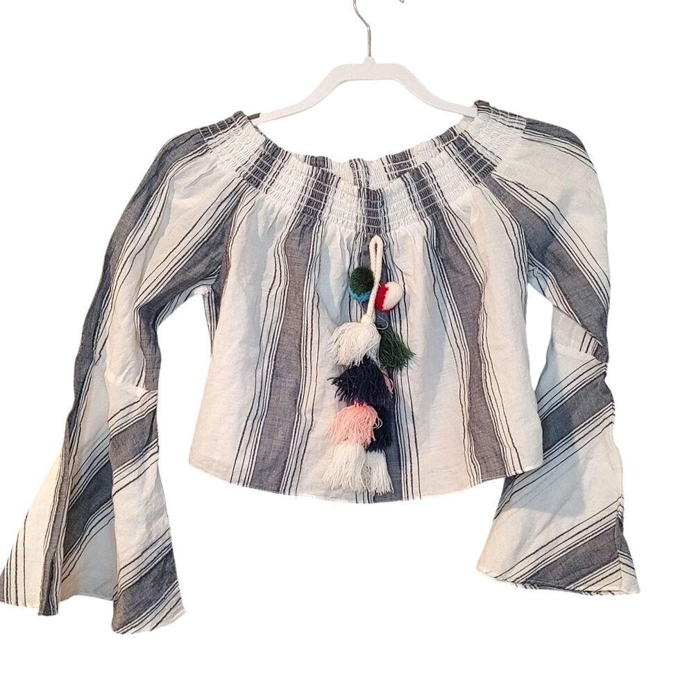 Anthropologie Lilka Size Small S Cropped Blue White Tassle Playa Peasant Top